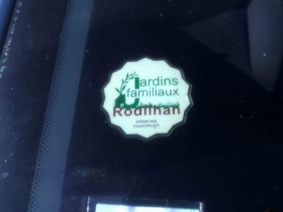 Macaron pour Pare Brise intérieur - Couleurs et blanc - Vinyle transparent - Encres UV