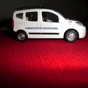 decalcomanie a eau - administration penitentiaire - vehicule 2