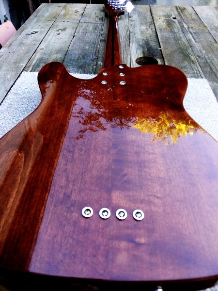 Decalcomanies a eau – Creation Basse Personnalisee-back
