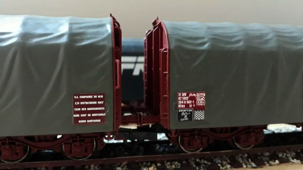 Decalcomanies a eau – Personnalisation wagons ROCO 04
