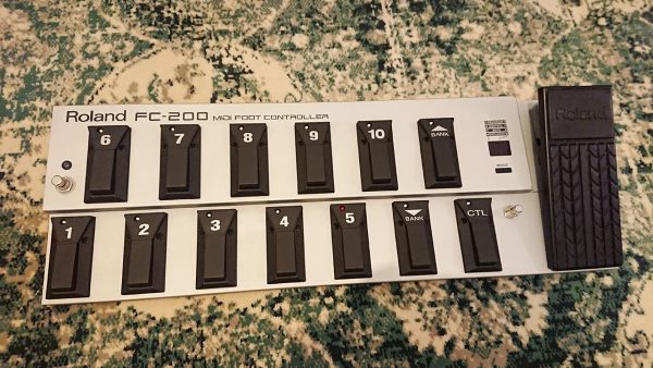 Stickers Decoupes et Decalcomanies a eau – Roland FC-200 Midi Foot Controller dessus