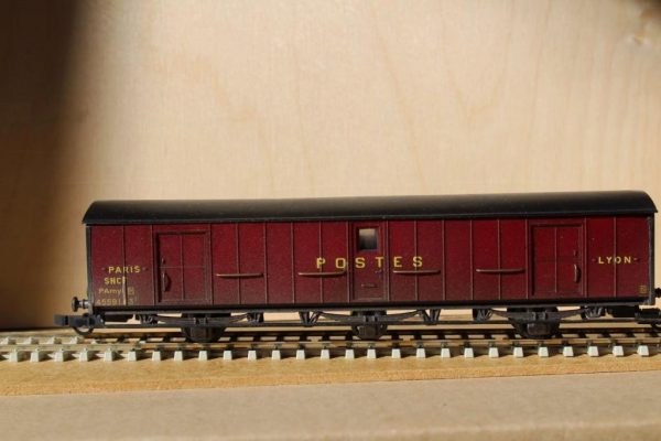 Decalcomanies a eau – Wagon Poste ex PLM - modelisme