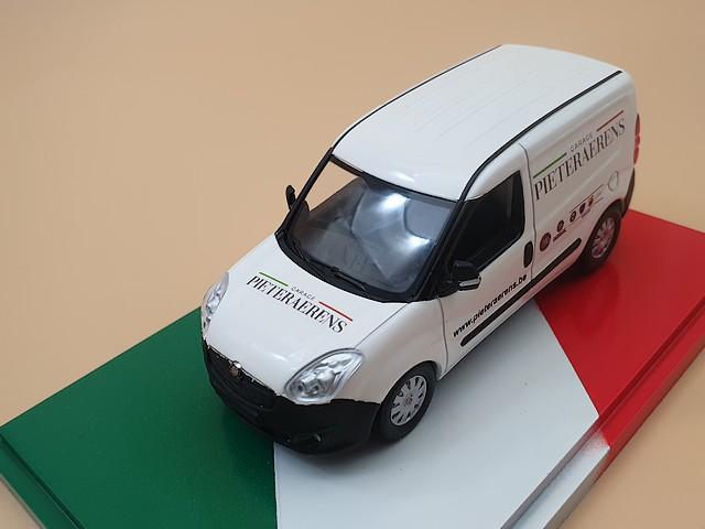 Décalcomanies a eau - Modèle réduit Garage Pieteraerens