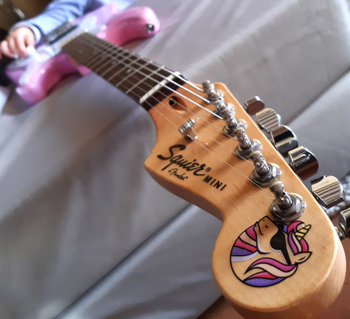 Décalcomanies a eau – Minicaster hot rodded